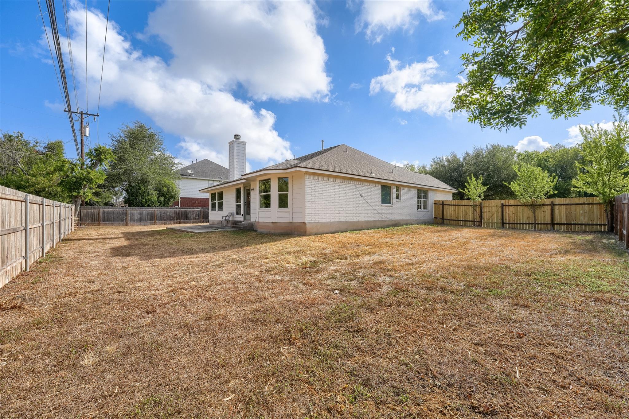1012 N Railroad Ave Property Photo 14