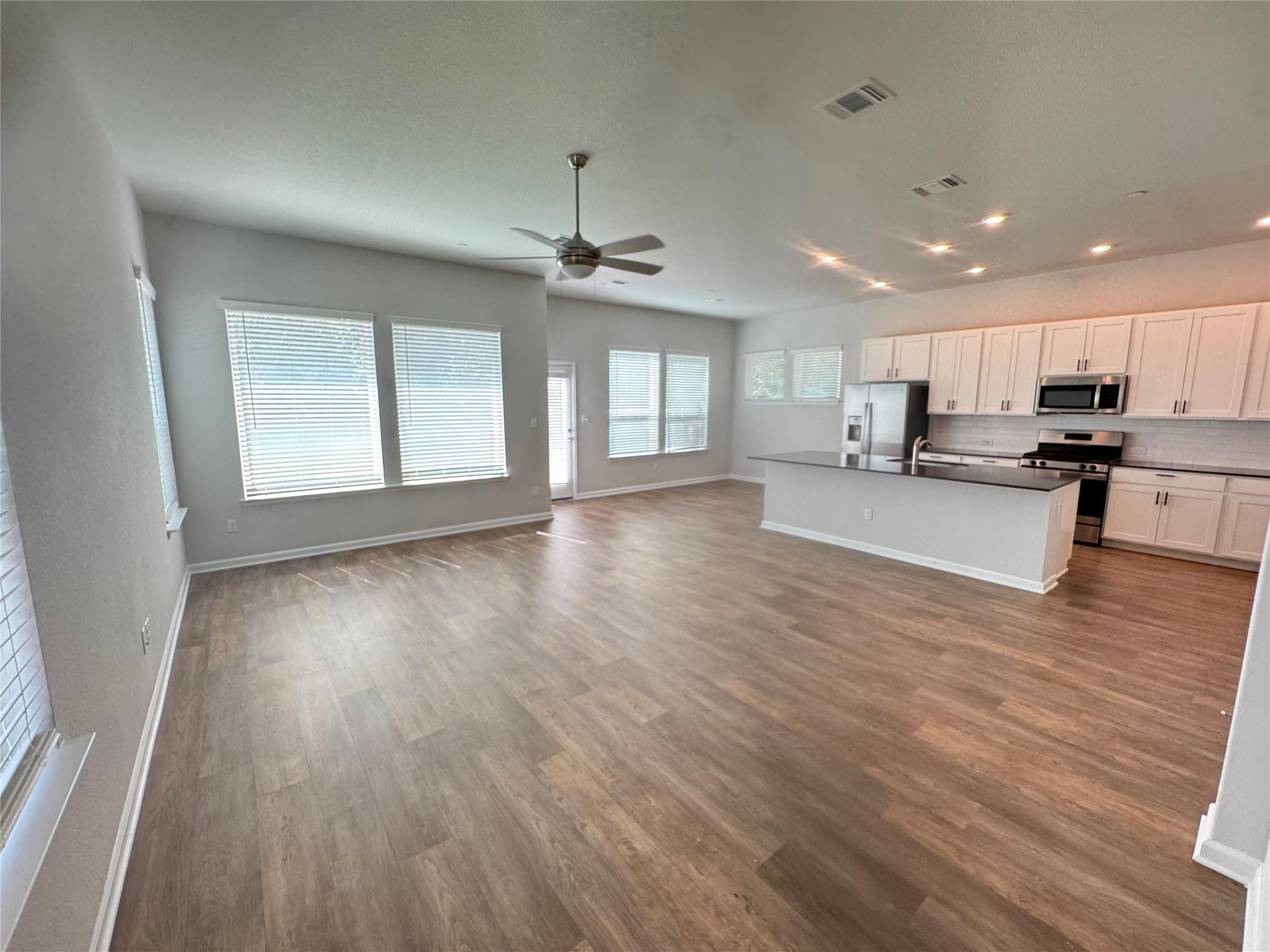 3000 Chisholm Trail Rd #35 Property Photo 3