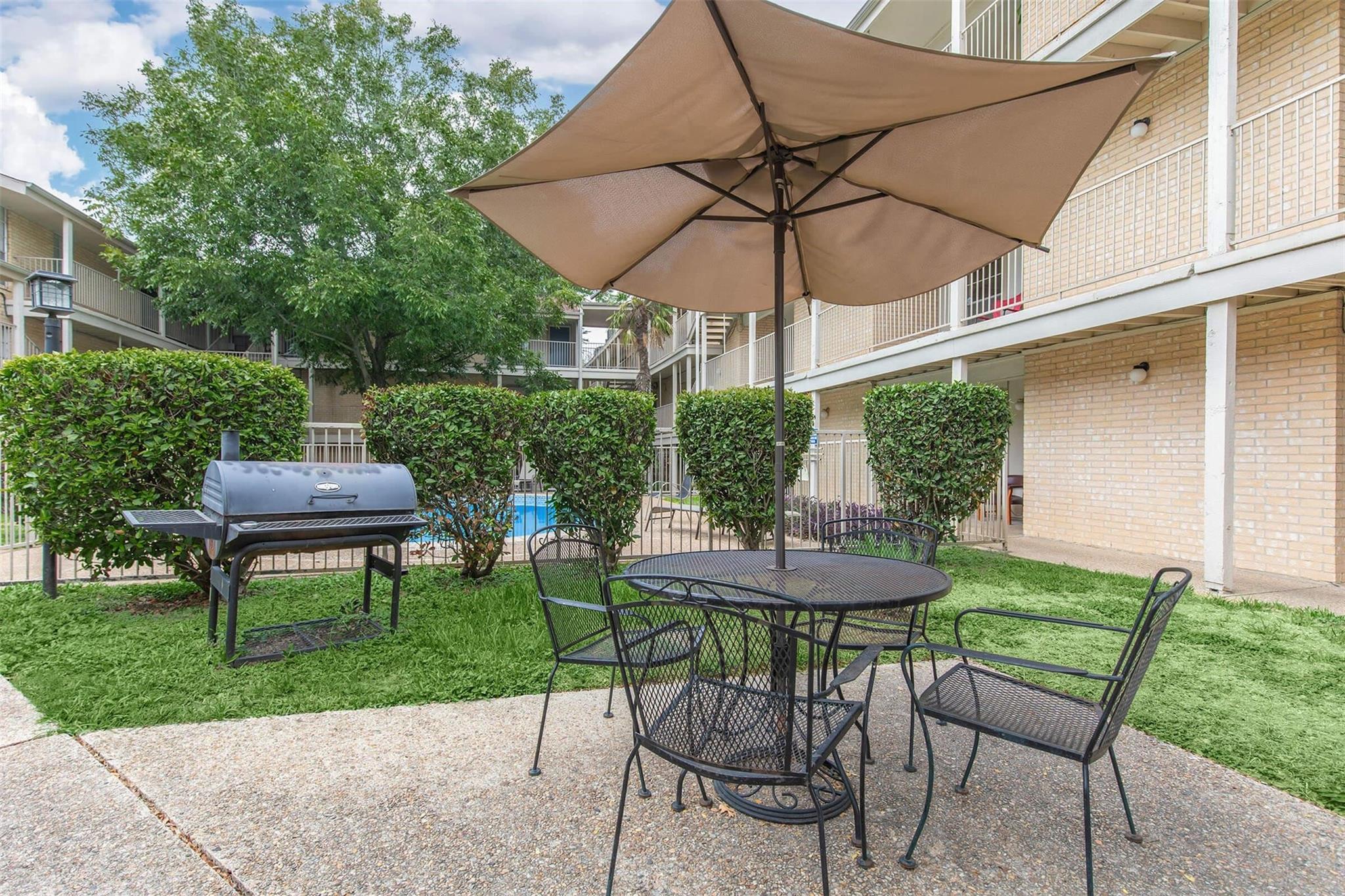 6008 N Lamar Blvd #212 Property Photo 17