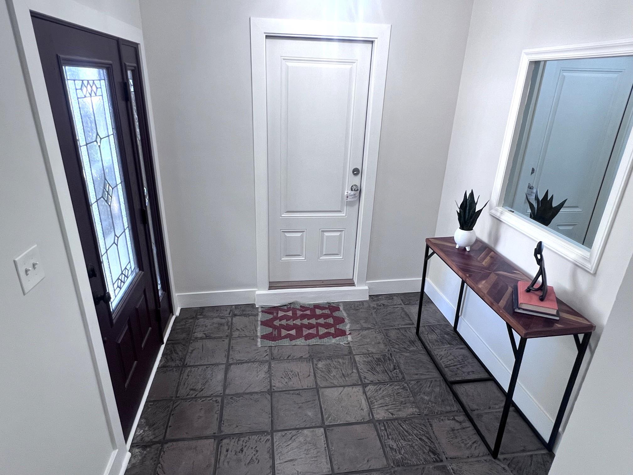 3211 Canter Ln Property Photo 9