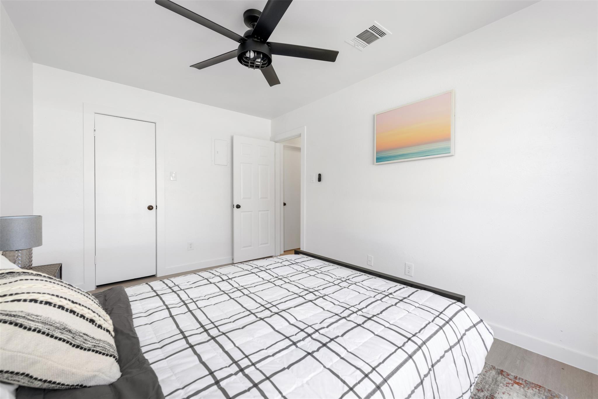 10111 Golden Meadow Dr #e Property Photo 12