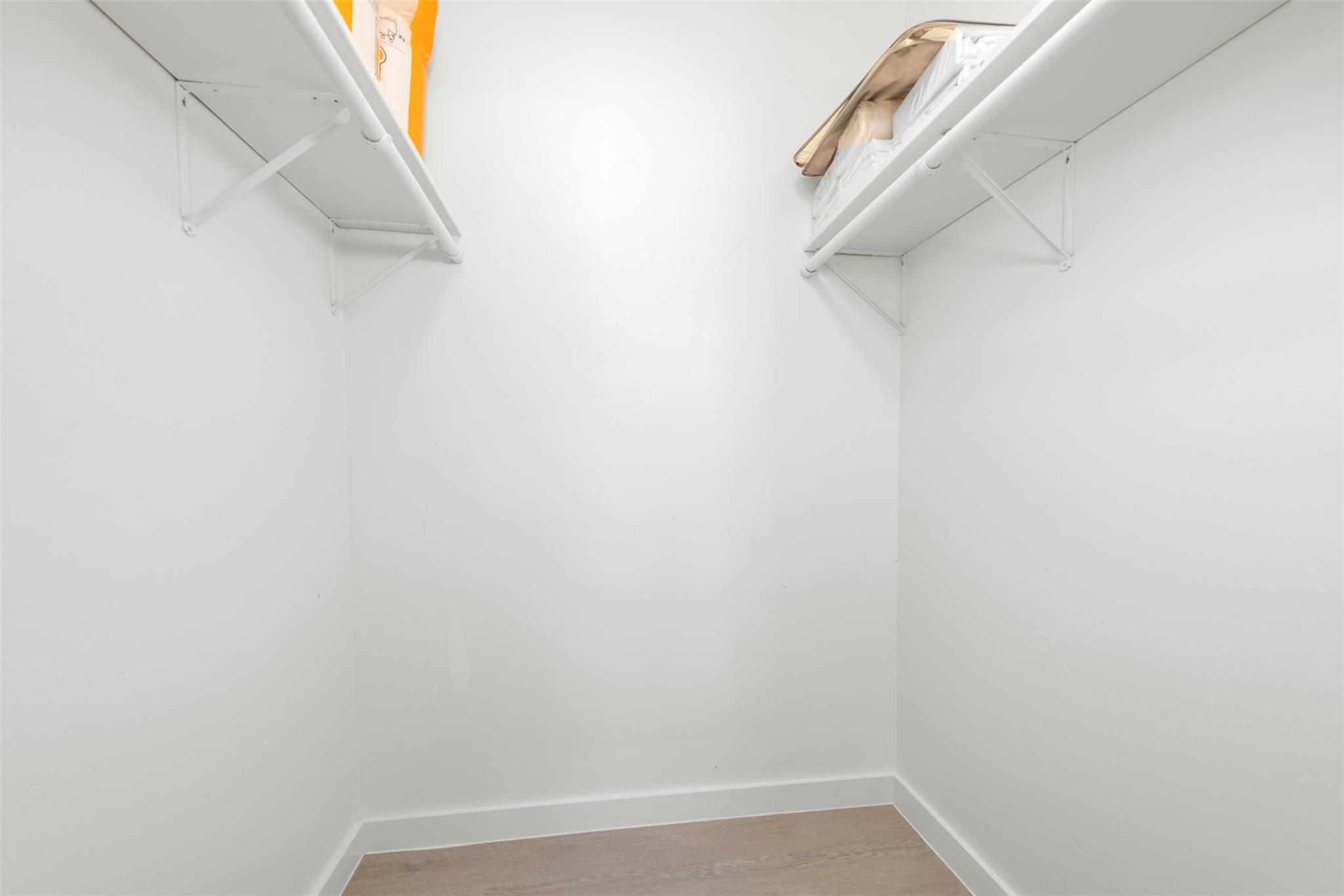 10111 Golden Meadow Dr #e Property Photo 13