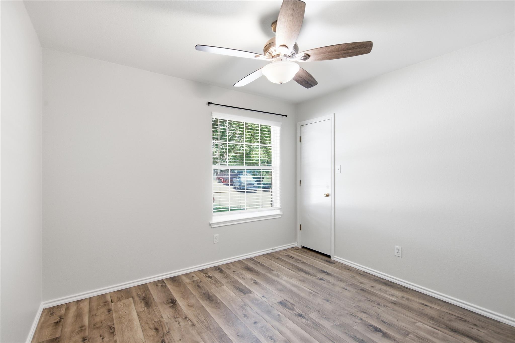 209 Rinehardt St Property Photo 4