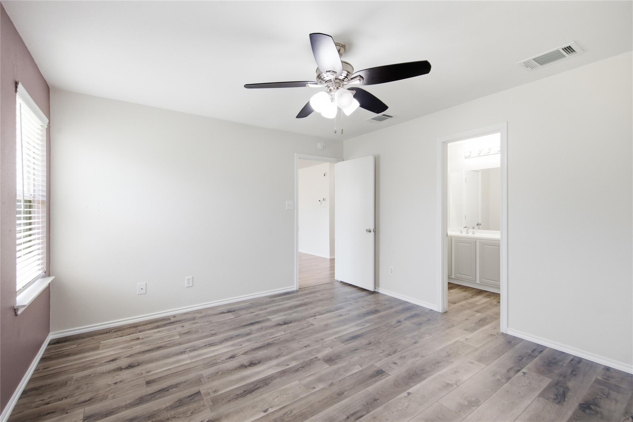 209 Rinehardt St Property Photo 12