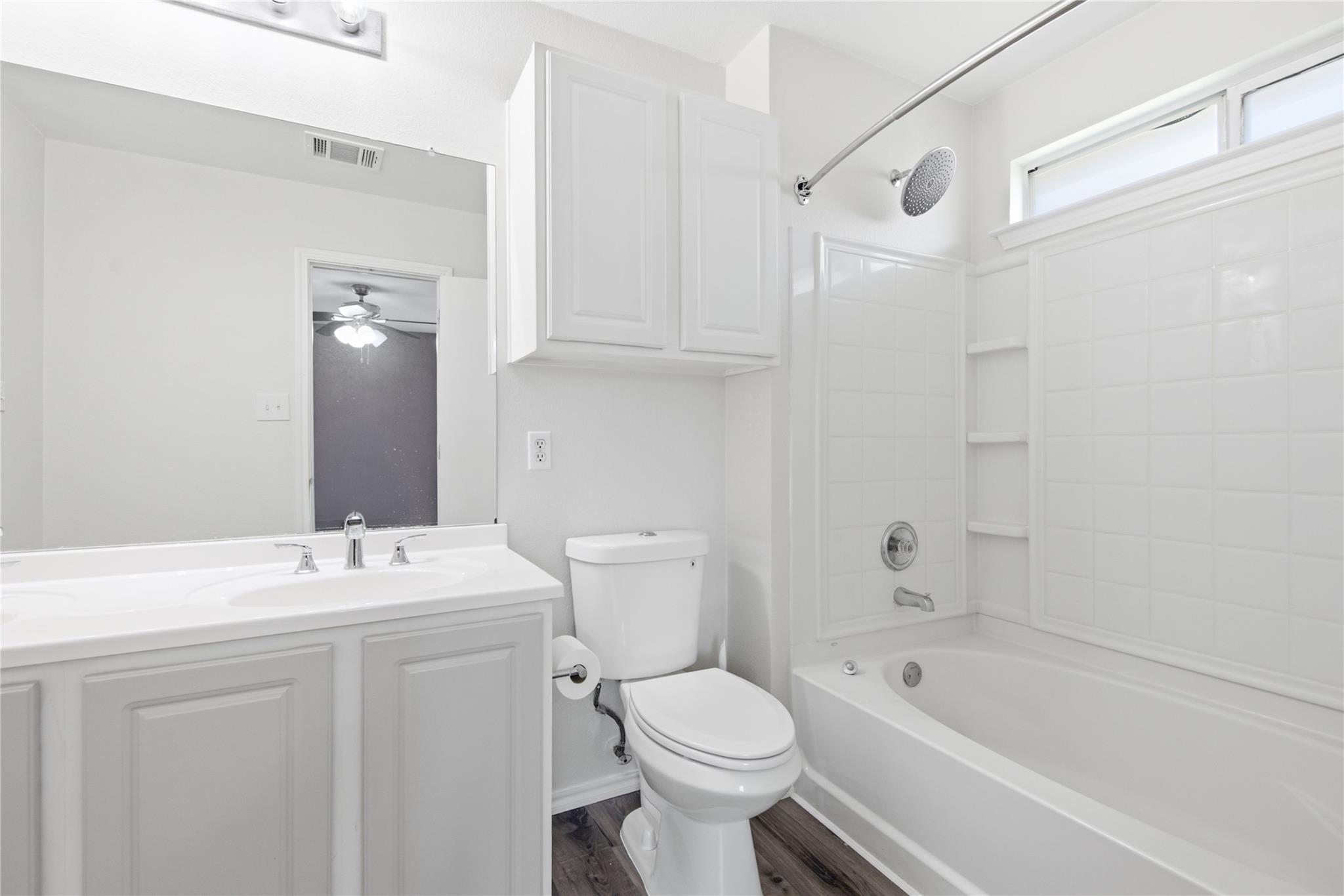 209 Rinehardt St Property Photo 14