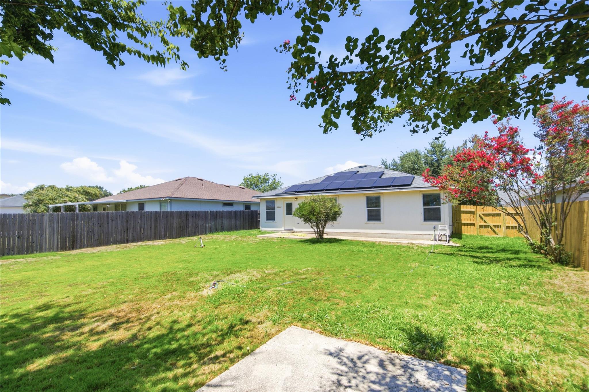 209 Rinehardt St Property Photo 26