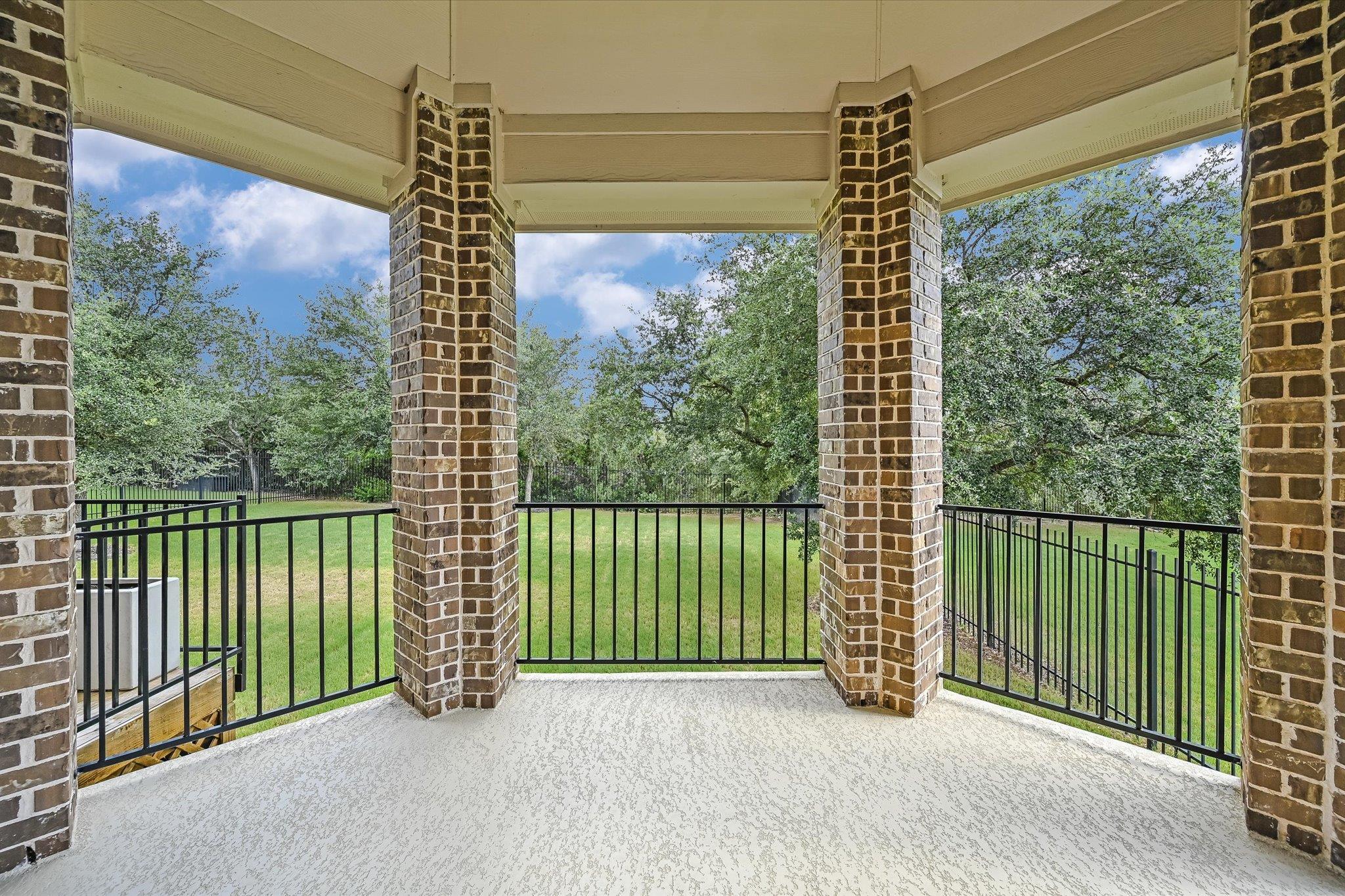 2851 Reunion Blvd Property Photo 28