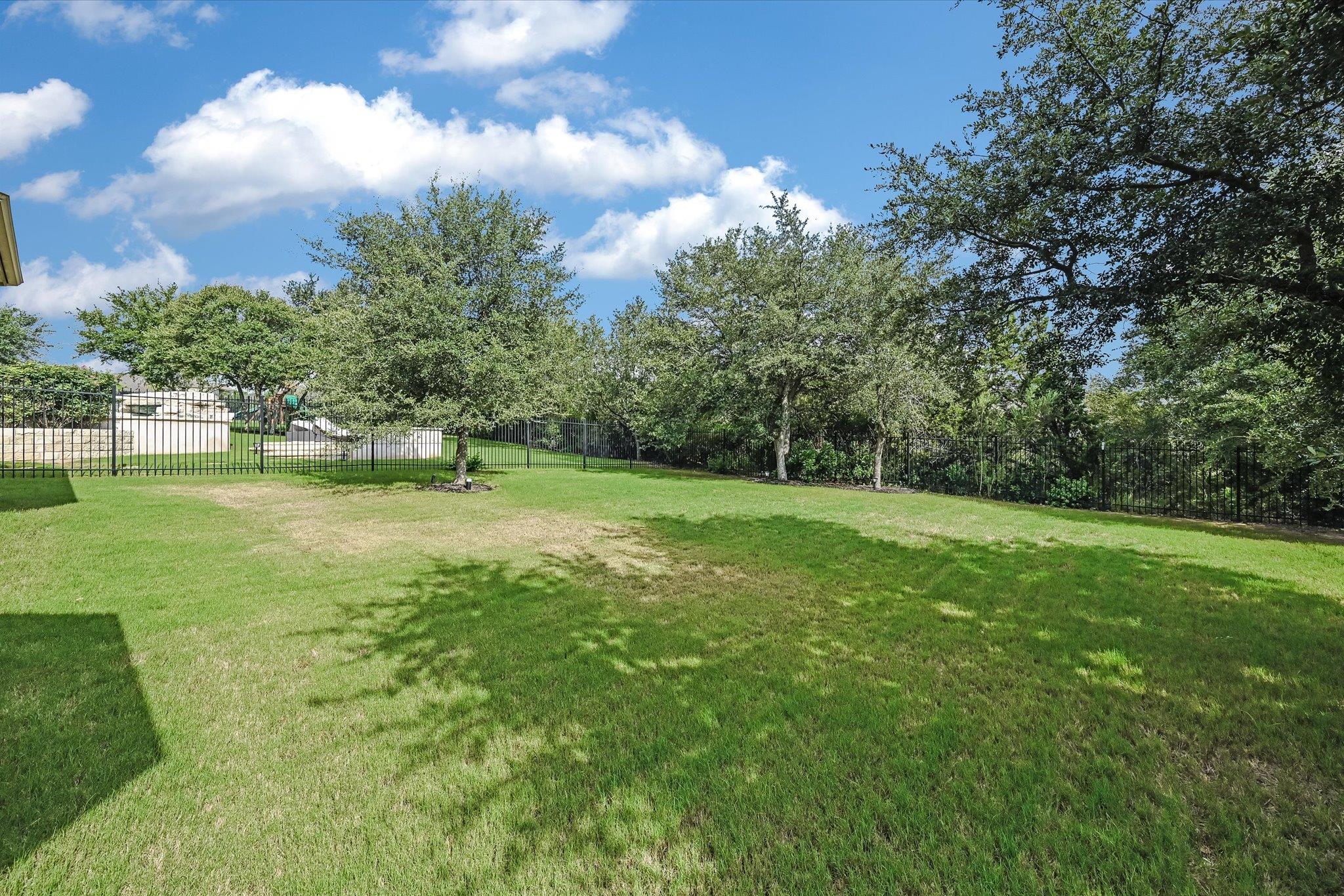 2851 Reunion Blvd Property Photo 29