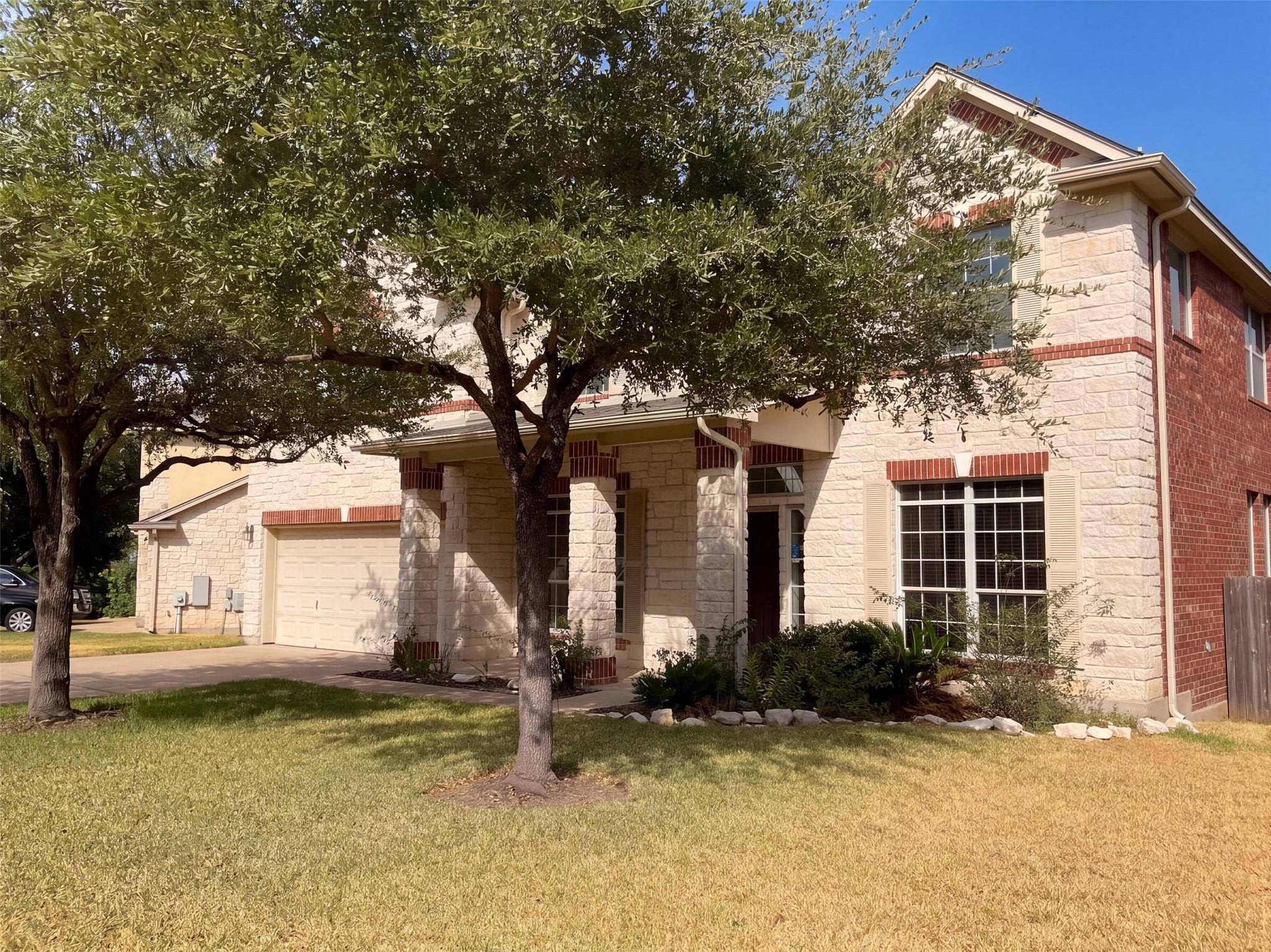 1014 Bretton Woods Dr Property Photo 8