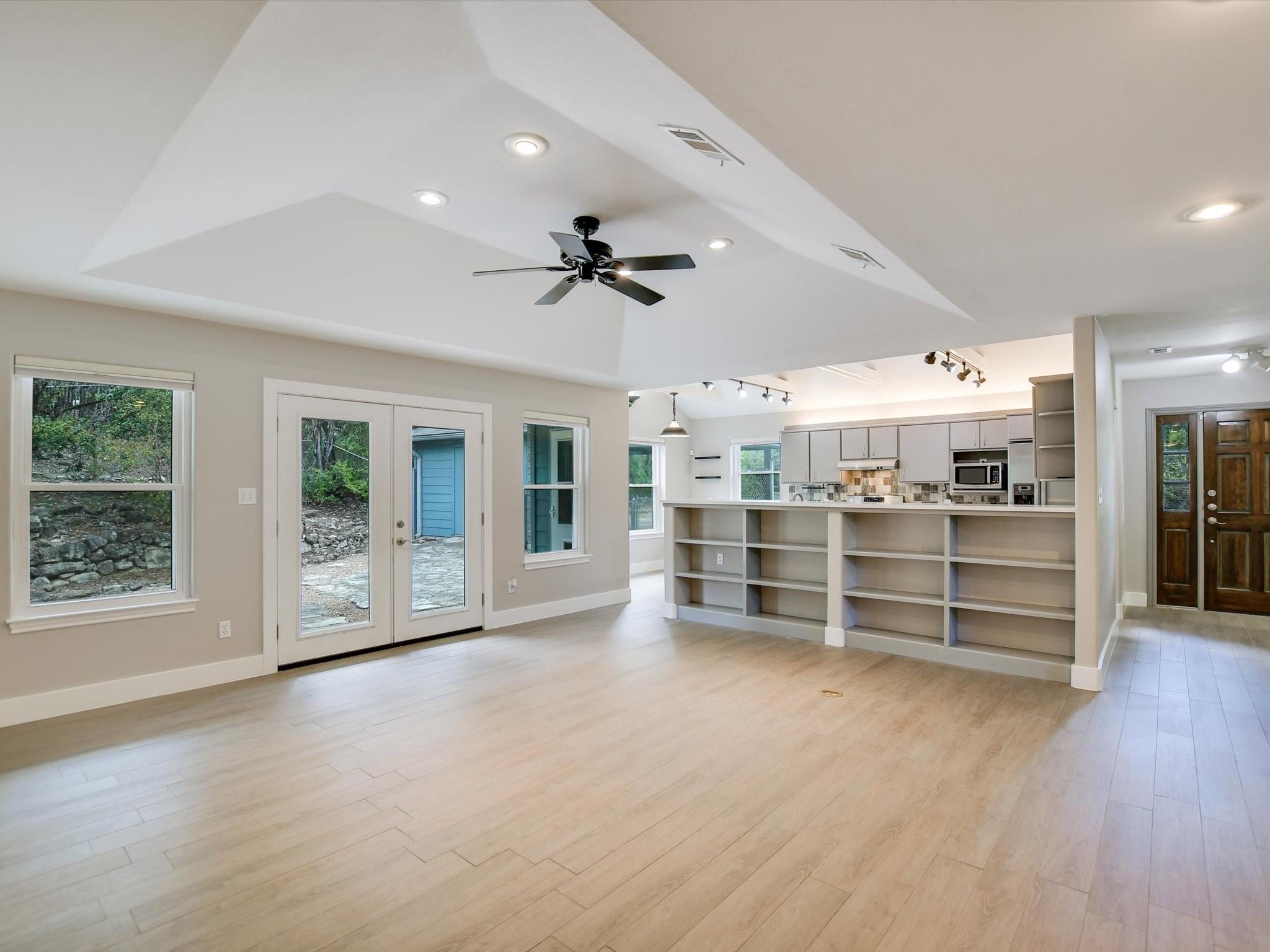 6610 Hill Oaks Dr Property Photo 20