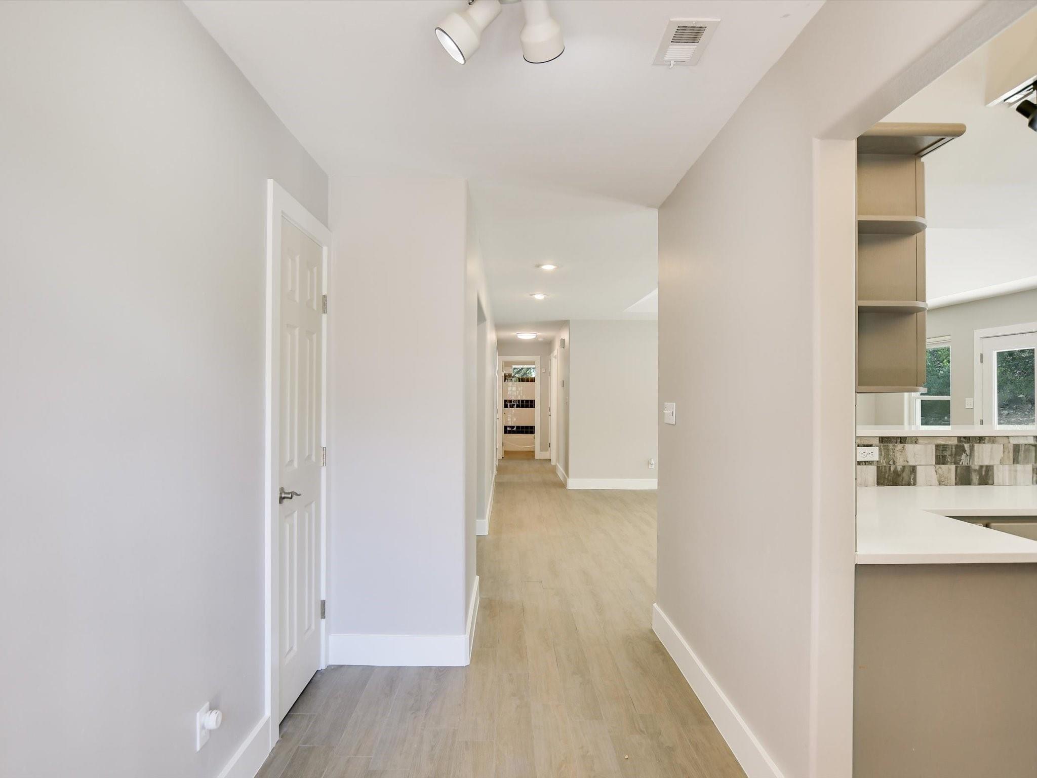 6610 Hill Oaks Dr Property Photo 25