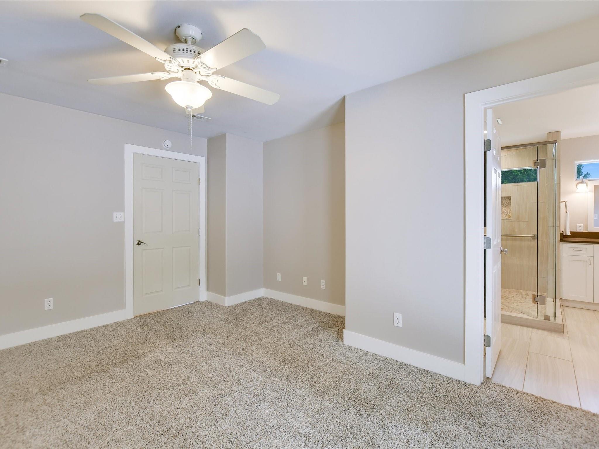 6610 Hill Oaks Dr Property Photo 27