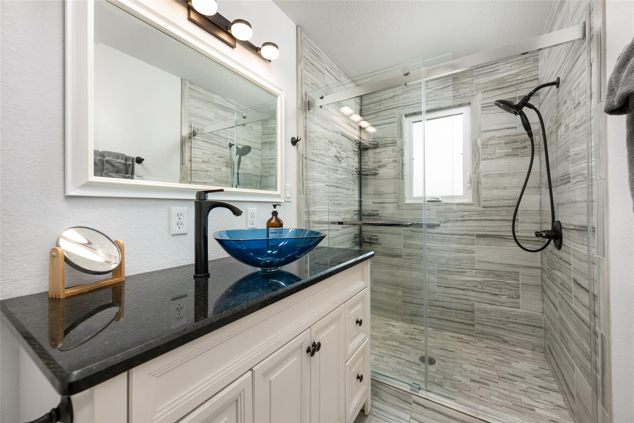 5795236 Property Photo 21