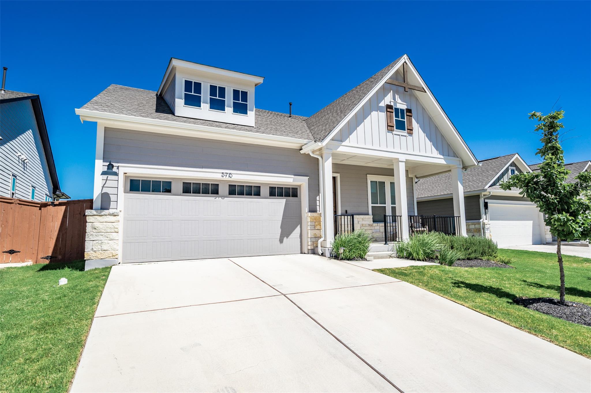 576 Sage Thrasher Cir Property Photo 17