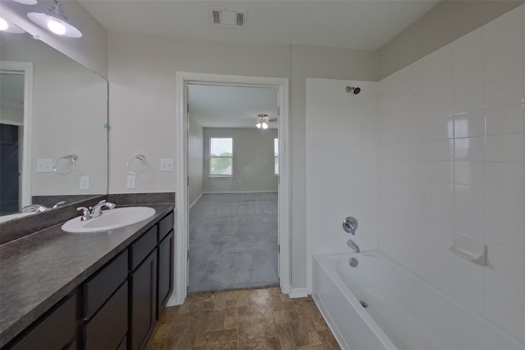 15102 Verela Dr Property Photo 8