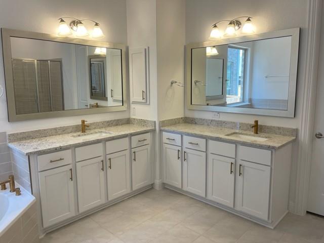 1024 Oak Chase Way Property Photo 5