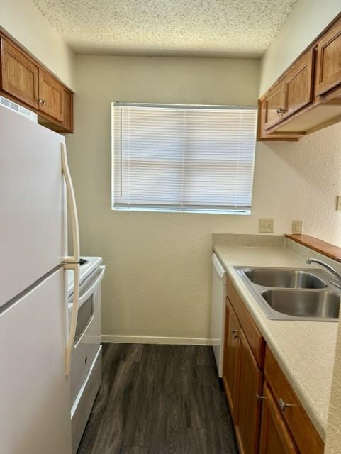 3005-b Parker Ln #b Property Photo 4