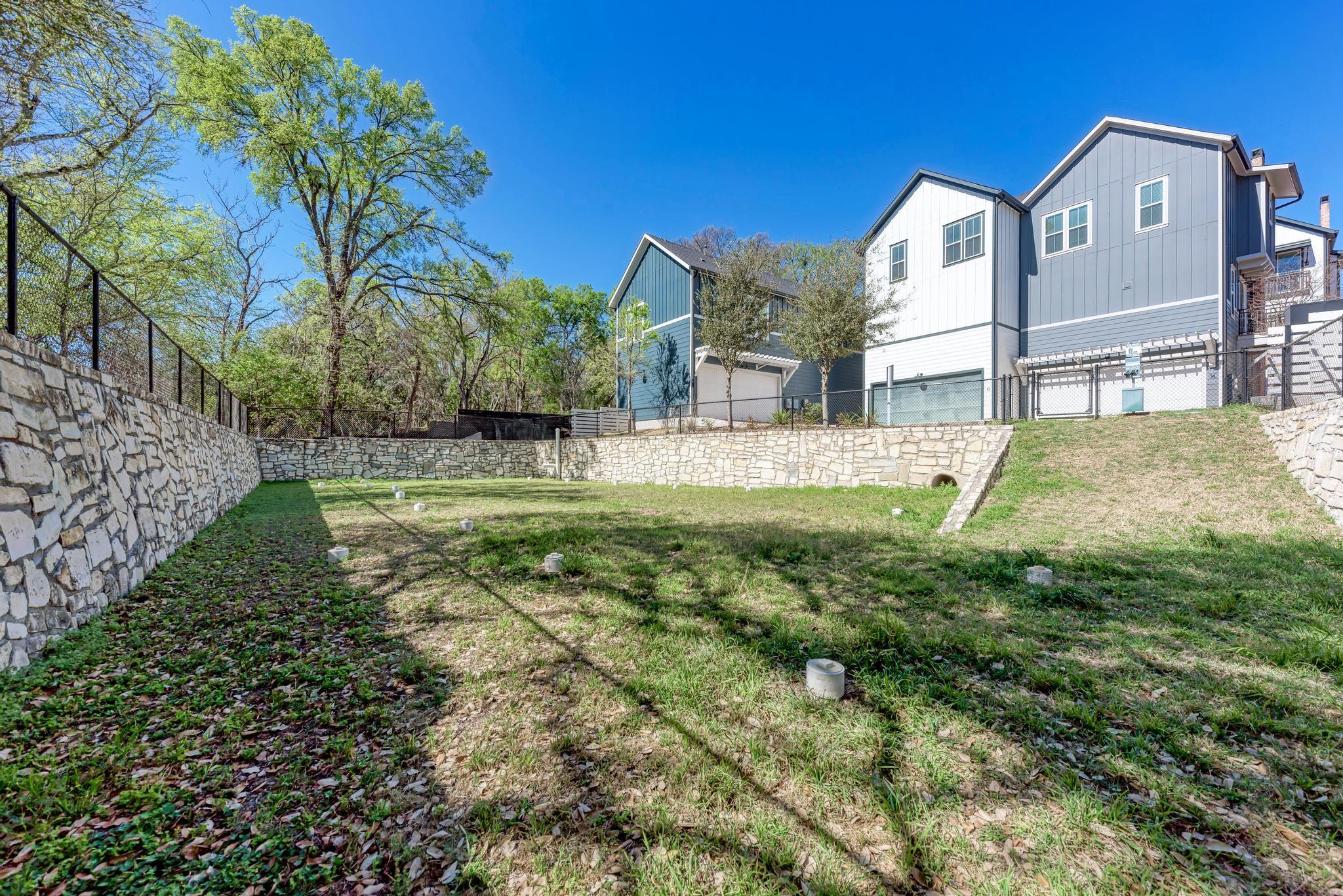 3809 Valley View Rd 14 Property Photo 8