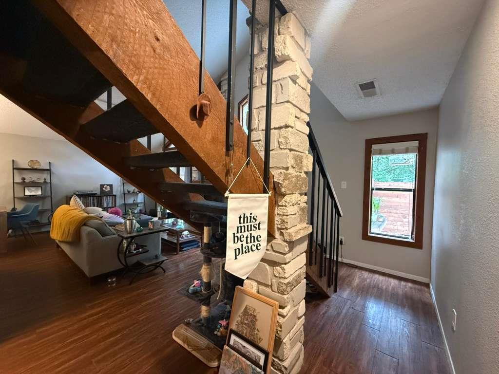 1712 Cinnamon Path #a Property Photo 2