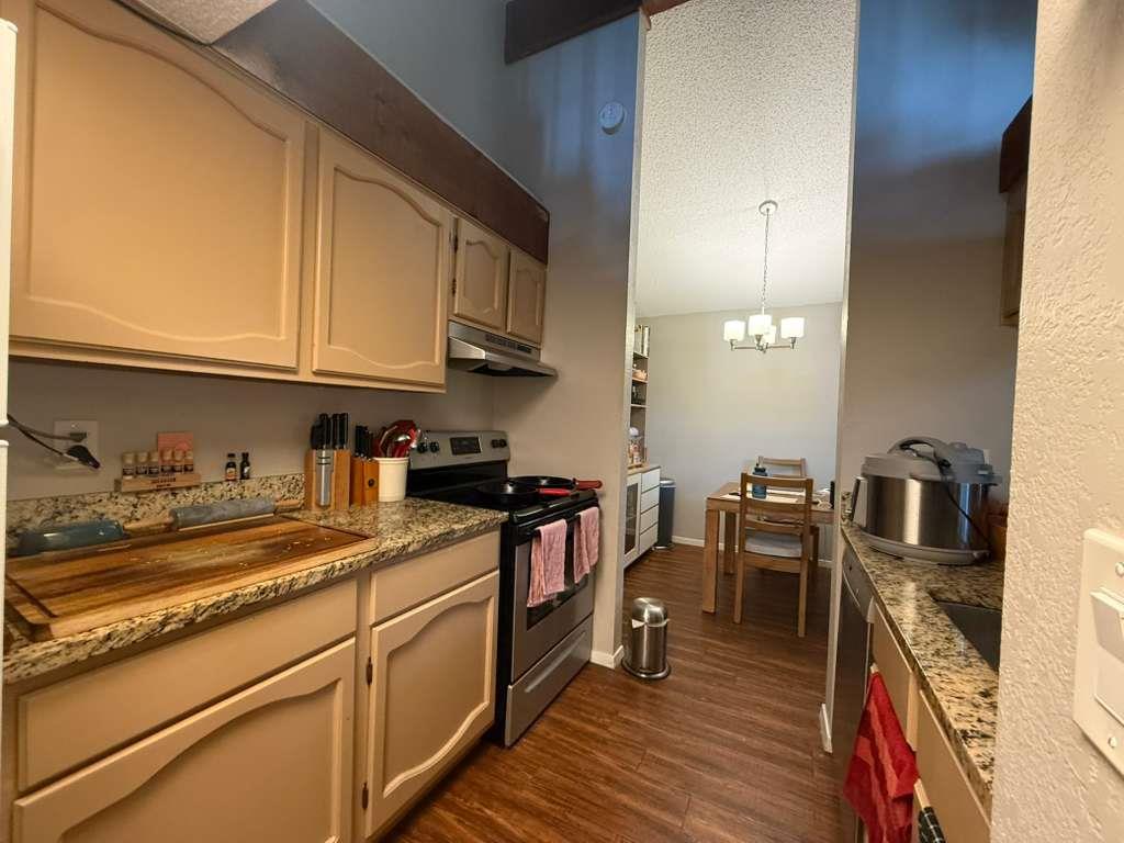 1712 Cinnamon Path #a Property Photo 9