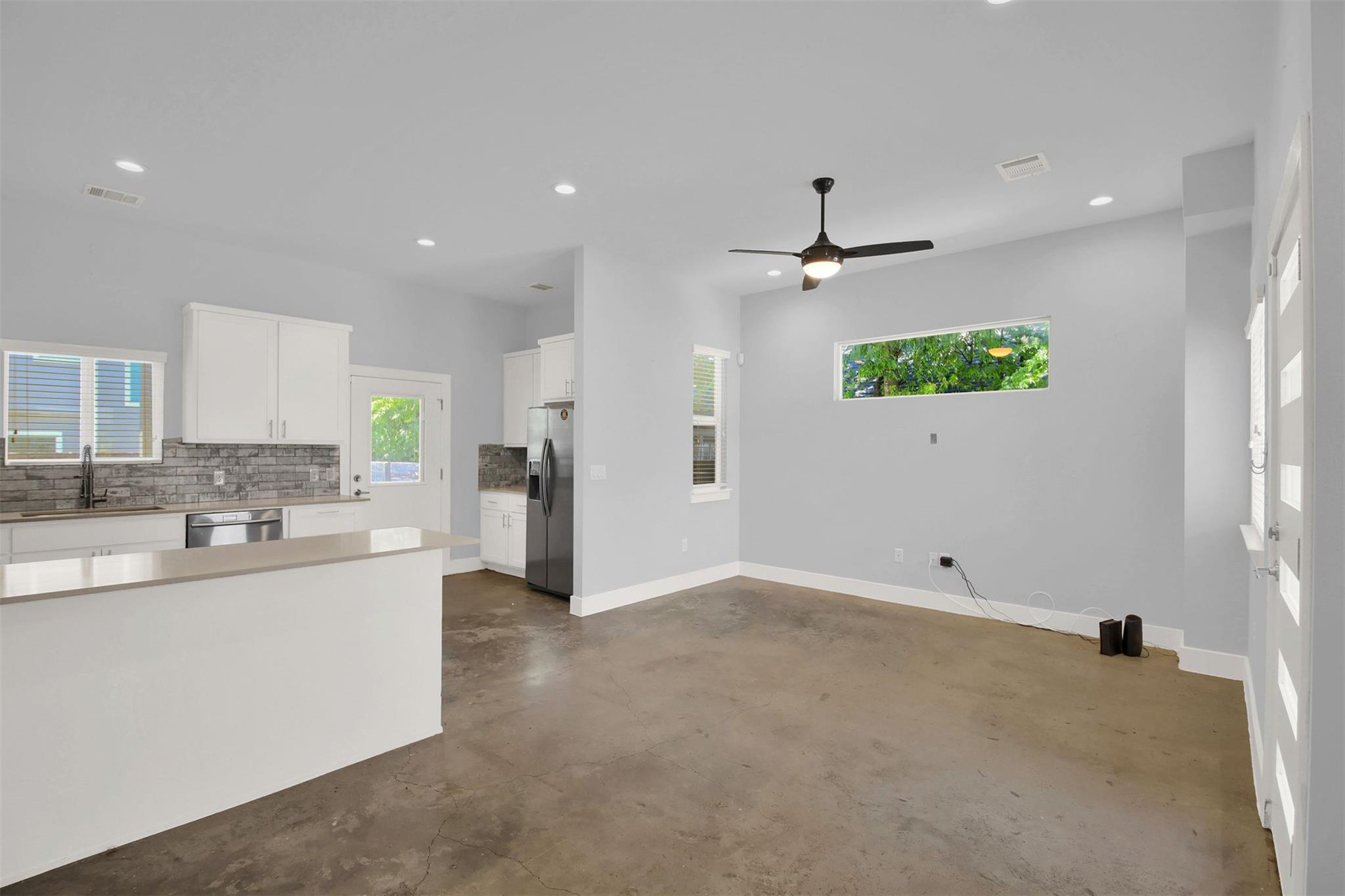 6902 Carver Ave #a Property Photo 25