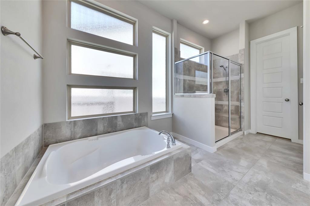 576 Dayridge Dr Property Photo 14