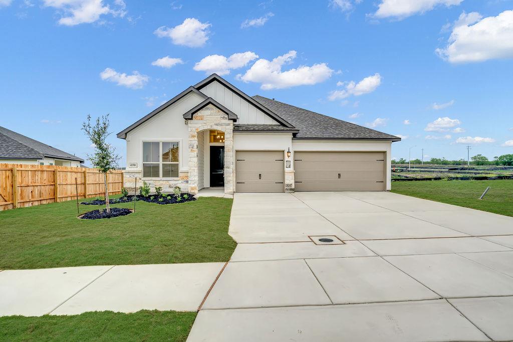 4190 Garden Path Property Photo 2