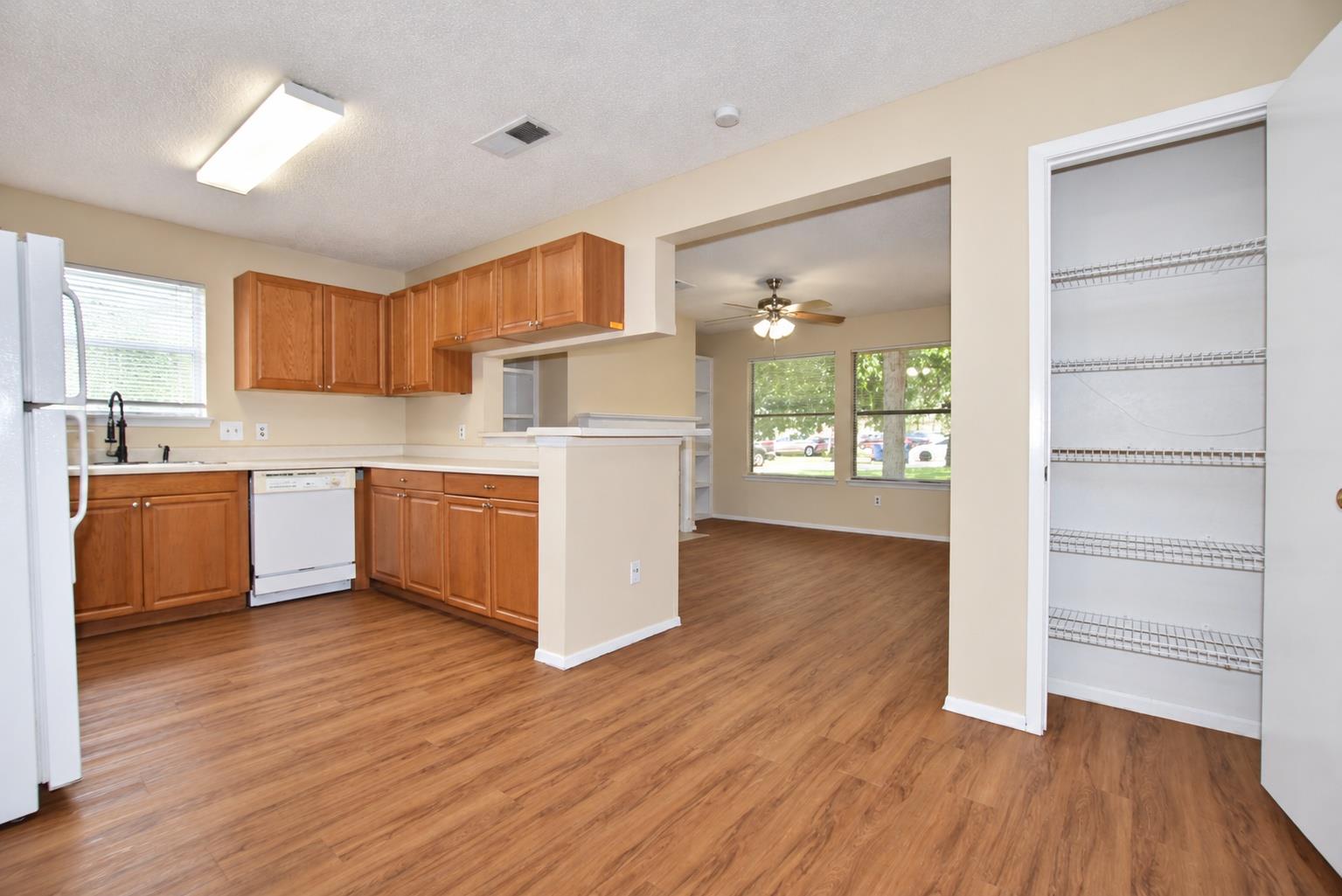 2804 Jadewood Ct #a Property Photo 4