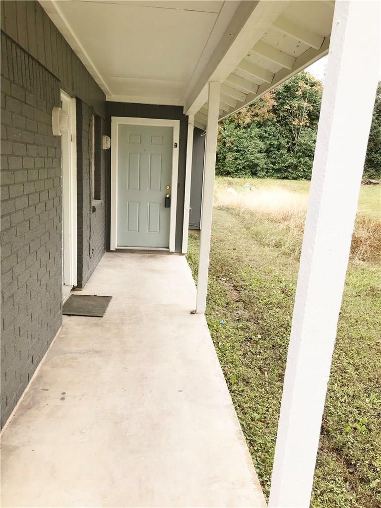 6904 Millrace Dr #b Property Photo 2