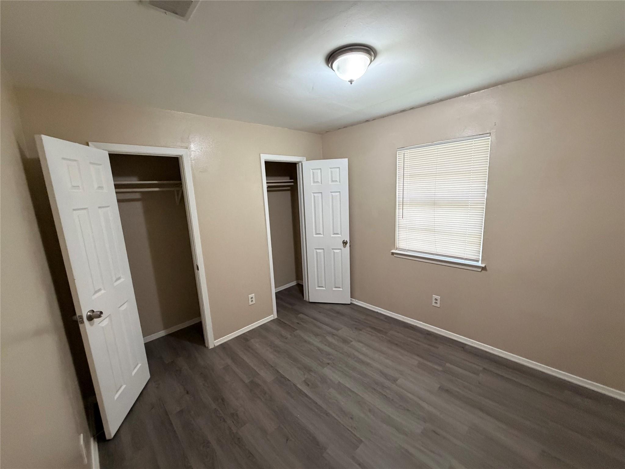 6904 Millrace Dr #b Property Photo 8