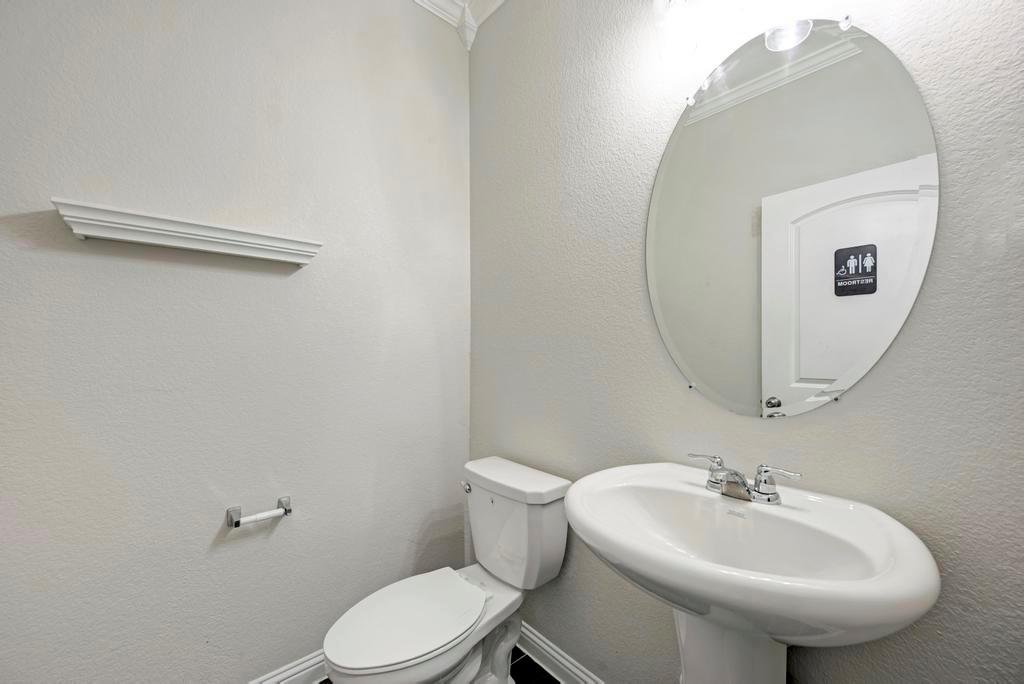10617 Portico Ln Property Photo 14