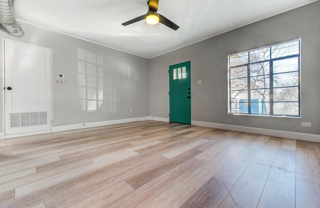 3904 Maplewood Ave #a Property Photo 3