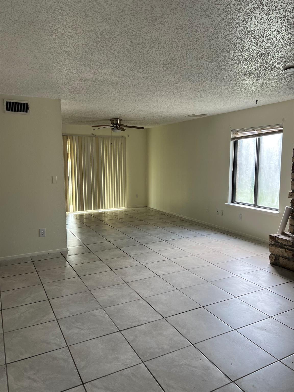 8423 Fathom Cir #b Property Photo 2