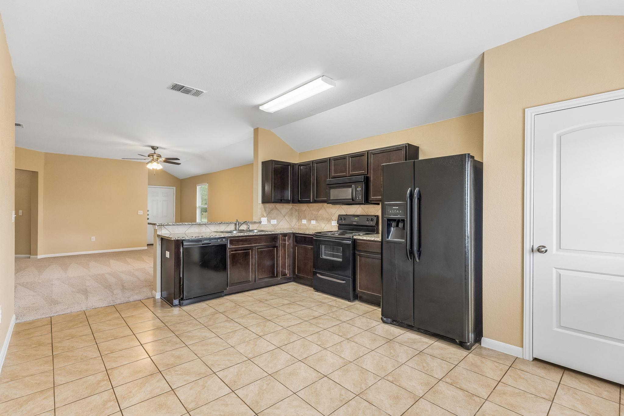 505 Pinnacle Dr Property Photo 8