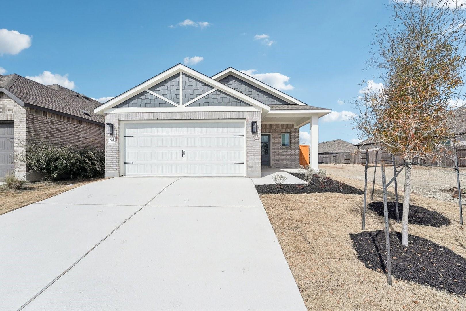 238 Bay Breeze Dr Property Photo 1