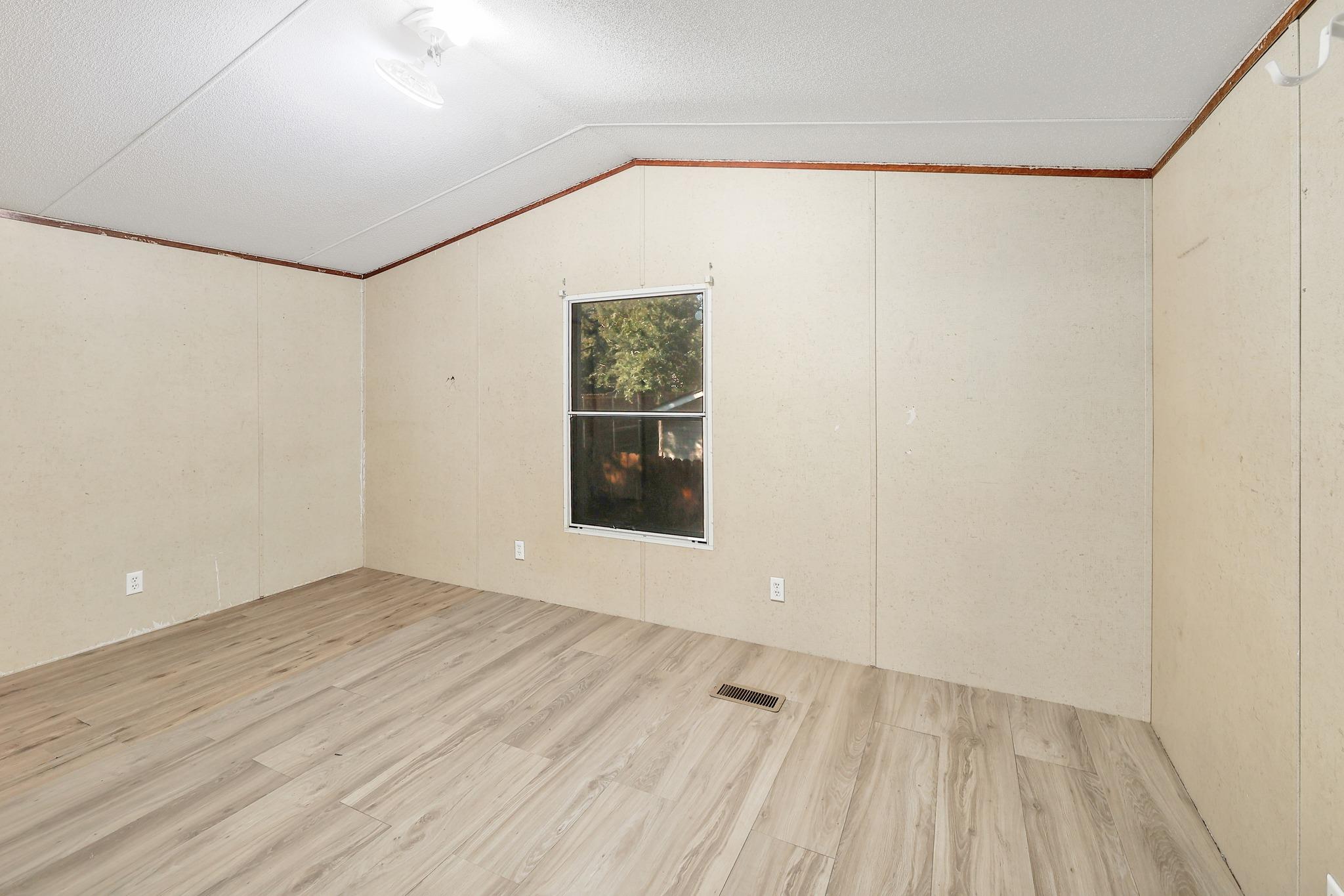 1713 County Road 118 Rd Property Photo 21