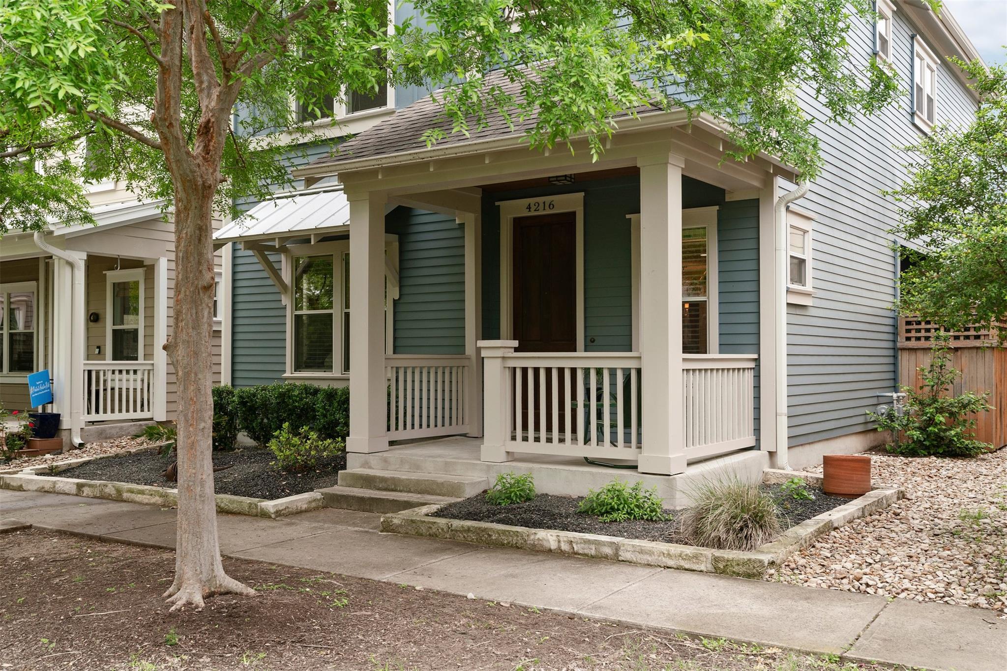 4216 Threadgill St Property Photo 3