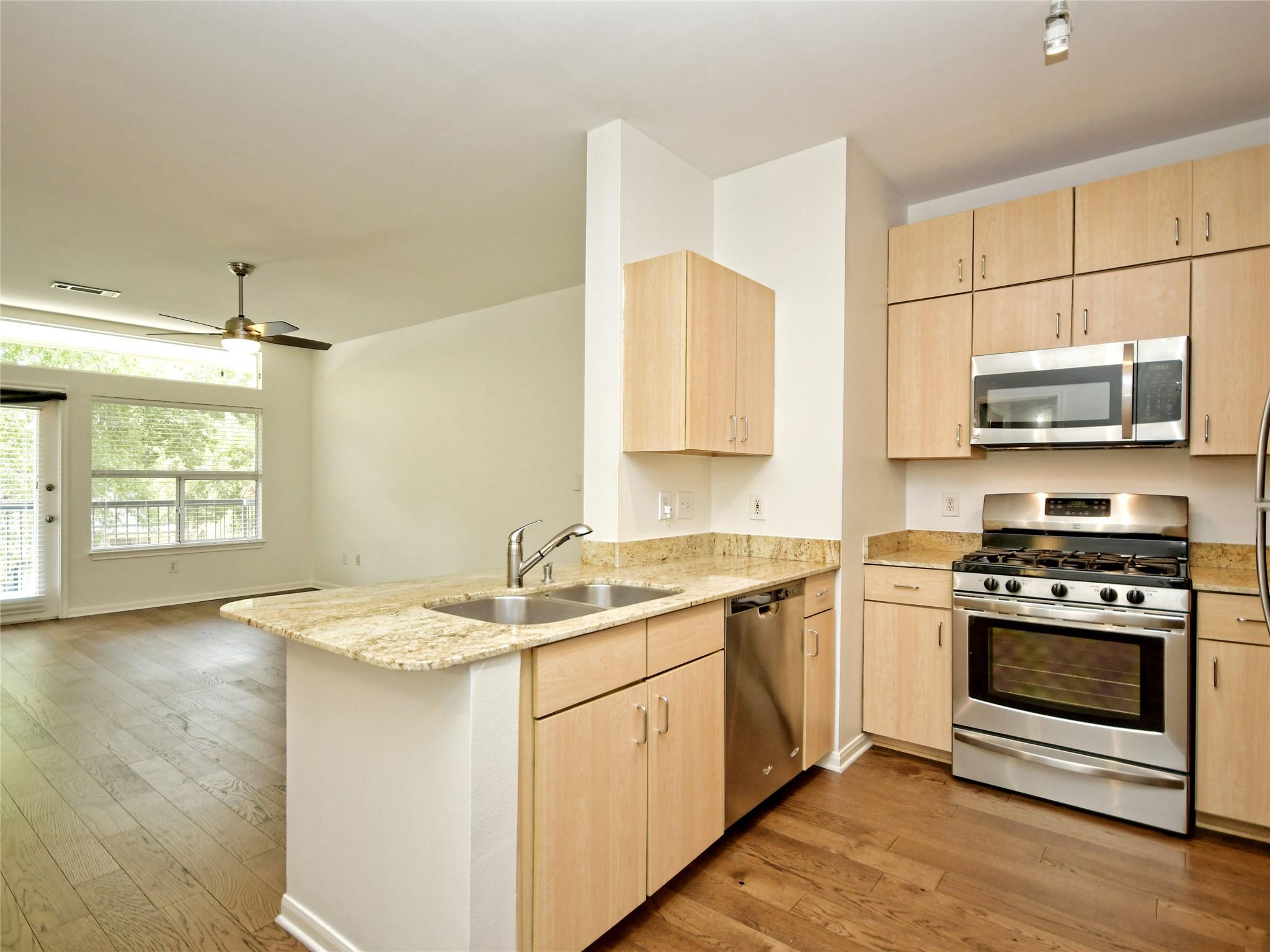 2209 Hancock Dr 4 Property Photo