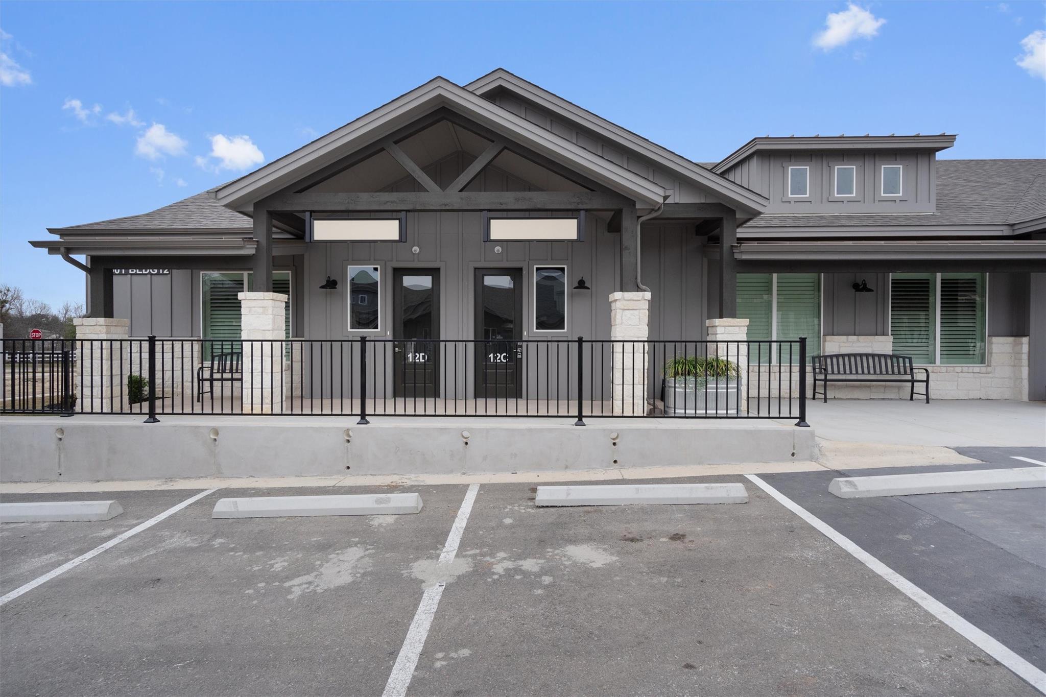 2901 Caballo Ranch Blvd #12c Property Photo 1