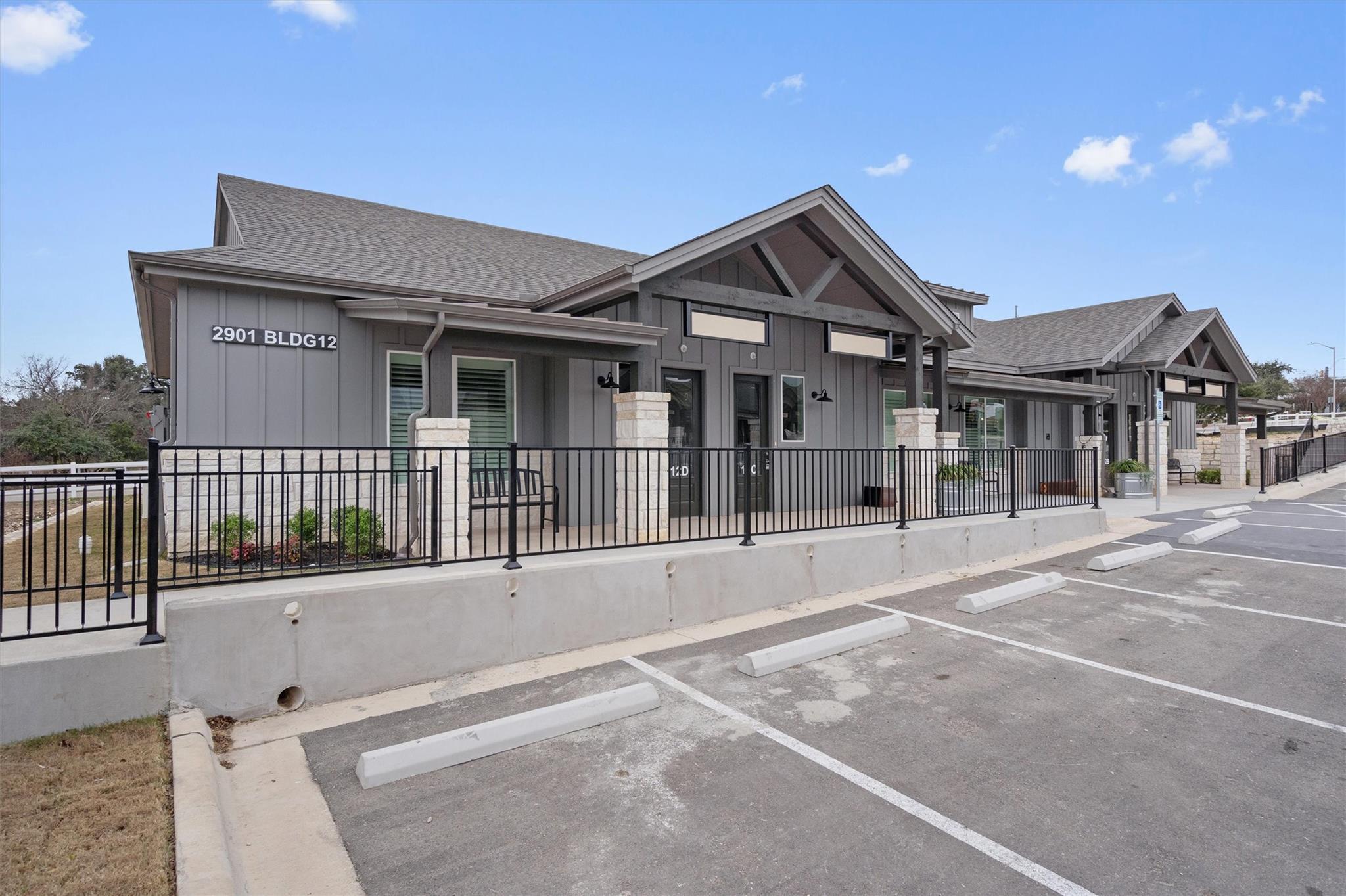 2901 Caballo Ranch Blvd #12c Property Photo 2