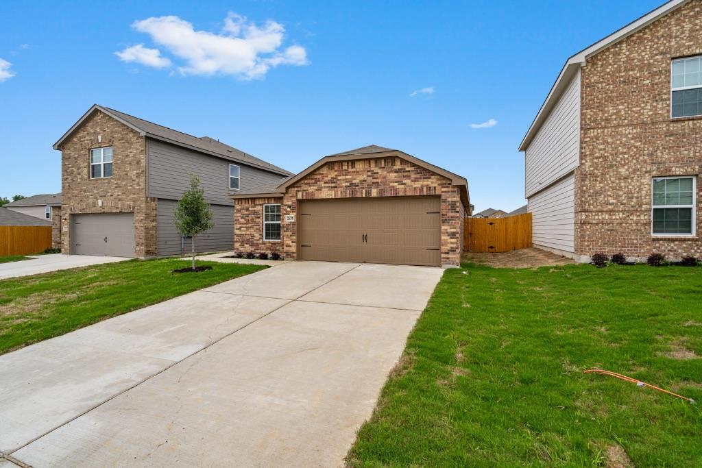 205 Allington Cir Property Photo 4