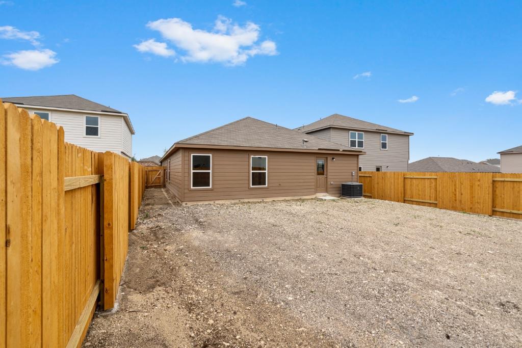 205 Allington Cir Property Photo 24