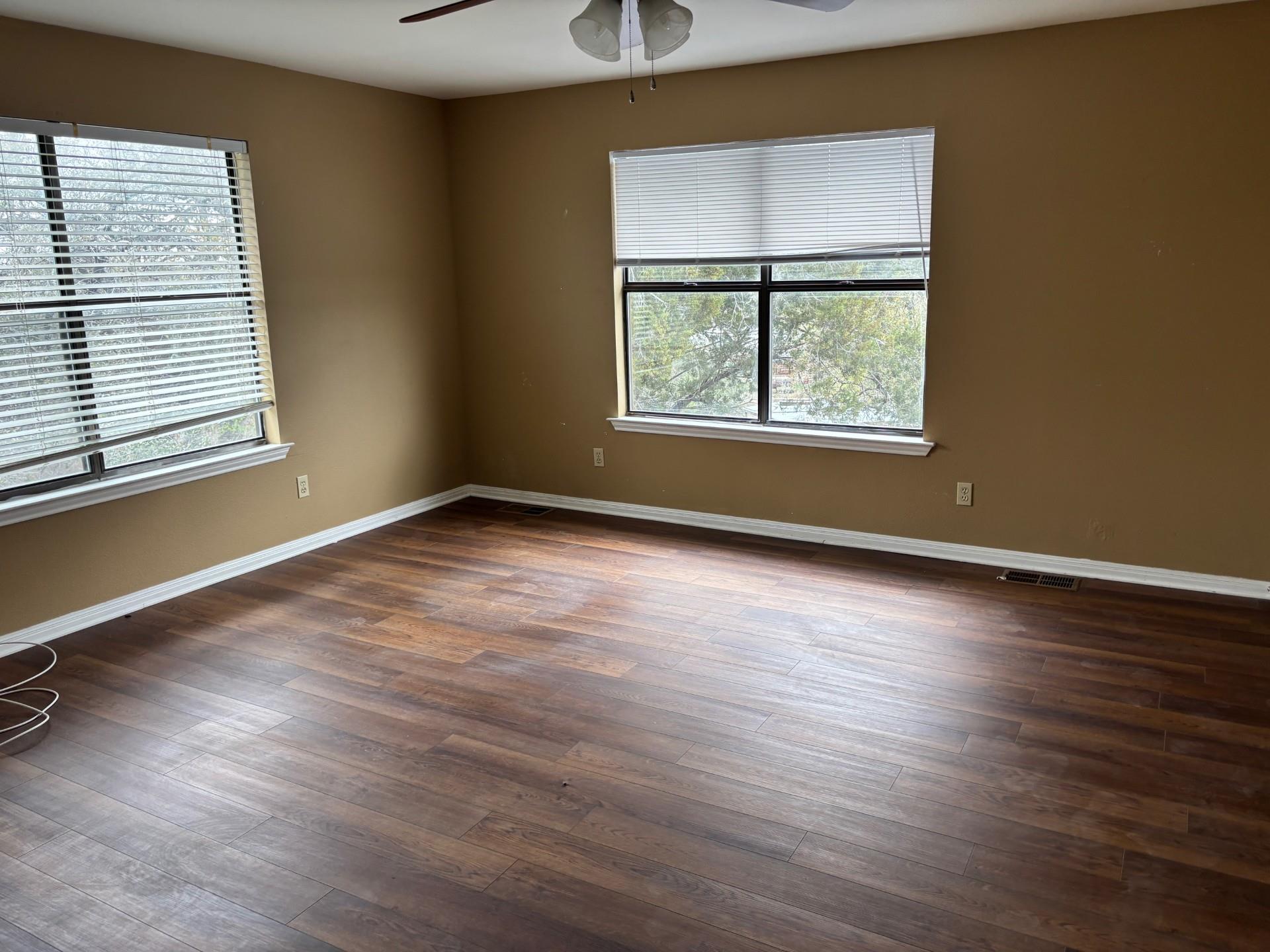 15401 Lariat Trl Property Photo 27