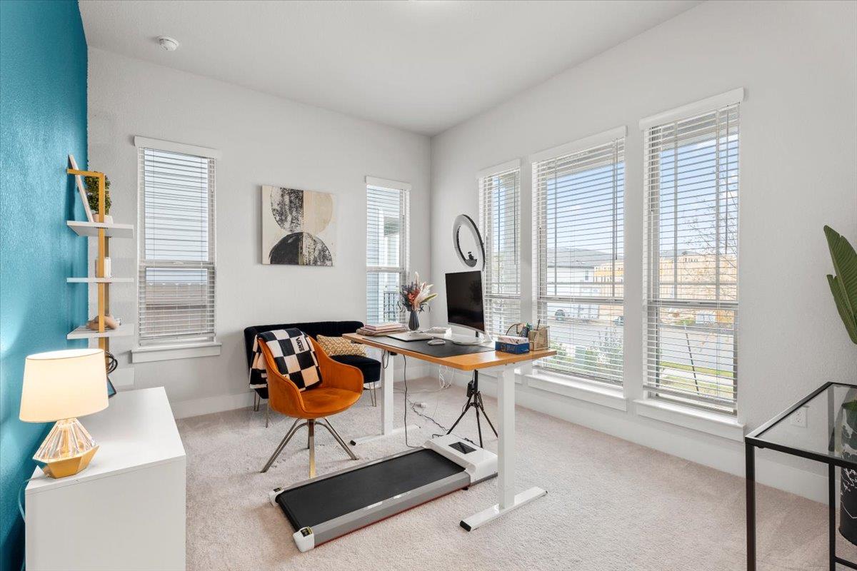 7710 Ellas Inlet Dr Property Photo 9