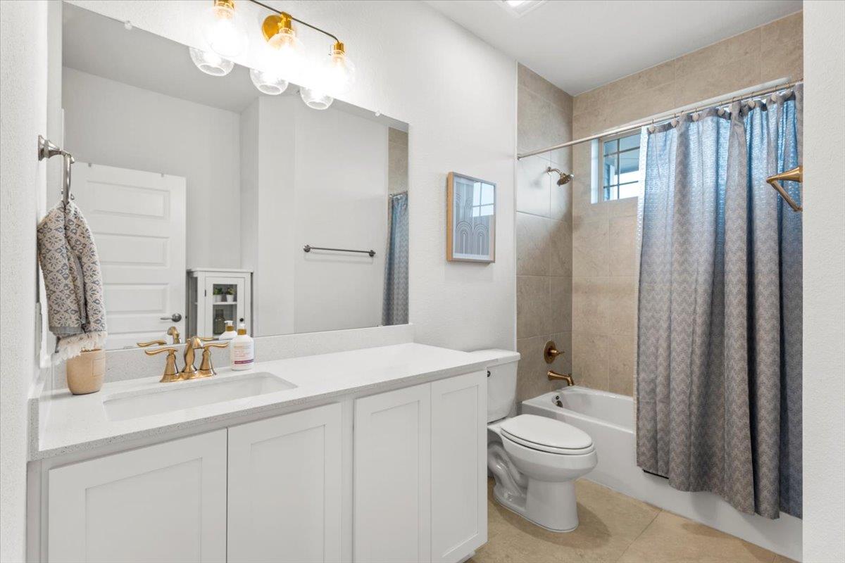 7710 Ellas Inlet Dr Property Photo 18