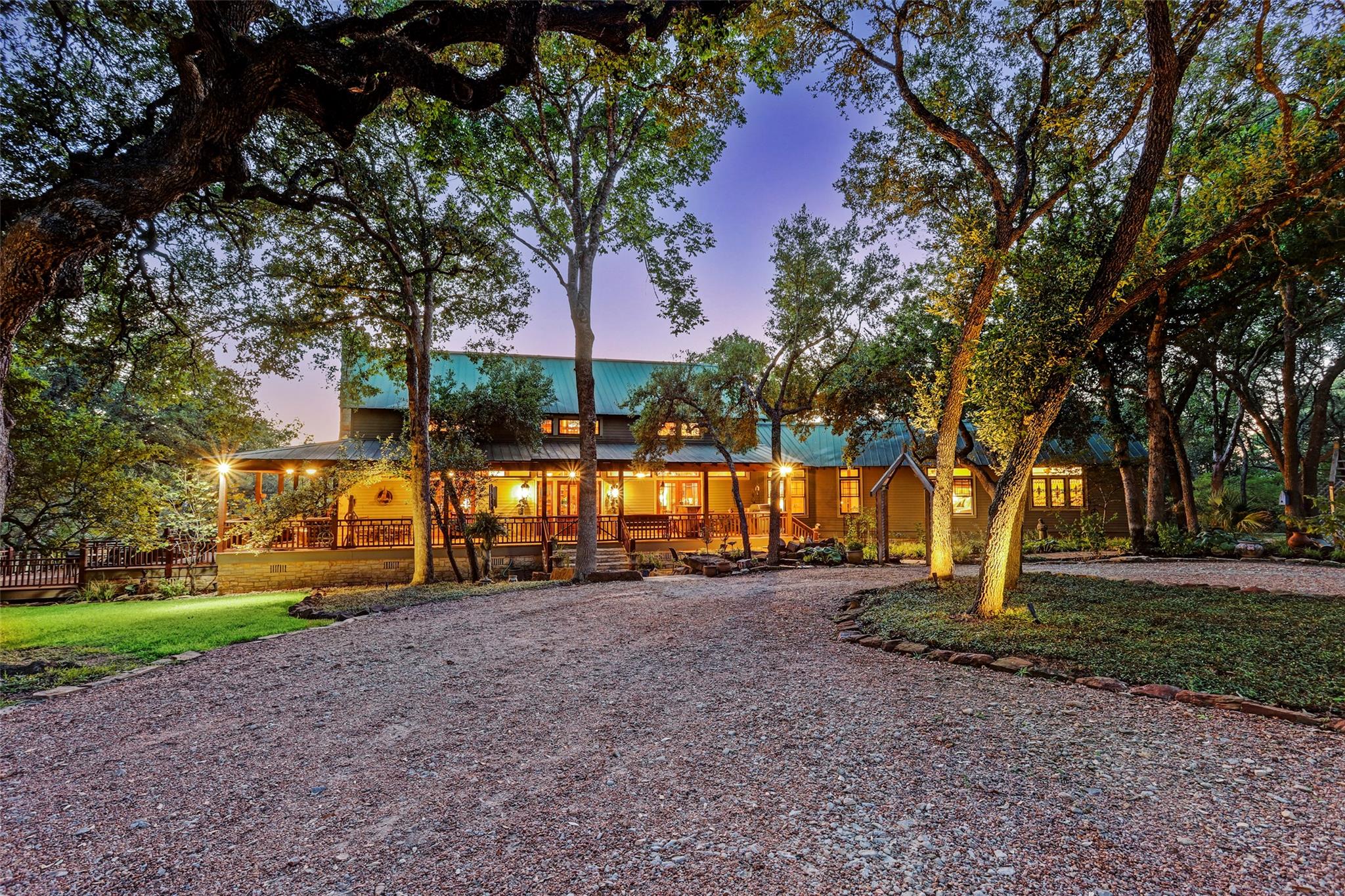 Round Top Real Estate Listings Main Image