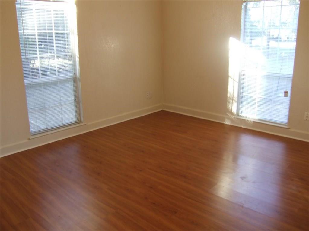 5824161 Property Photo 9