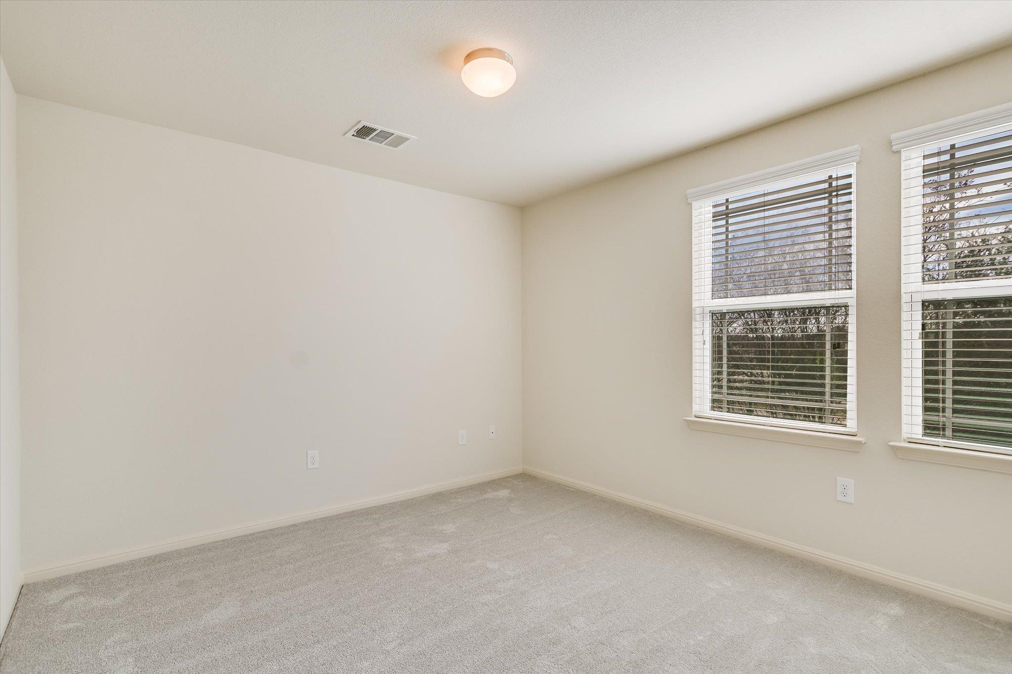 18418 Mammoth Cave Blvd Property Photo 15