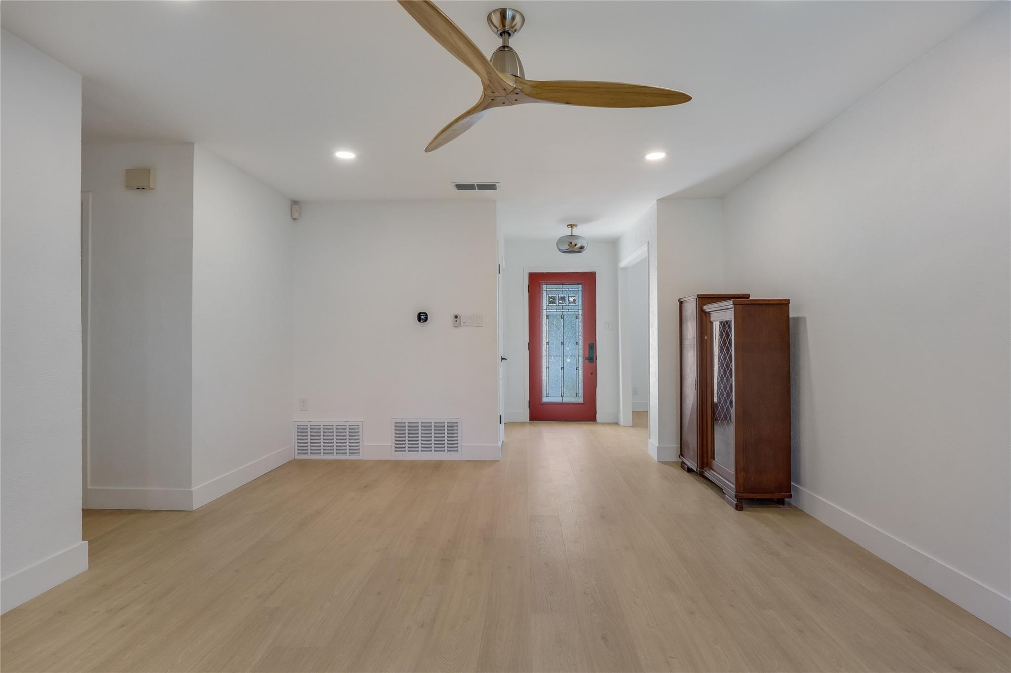 2803 Leeds Cv Property Photo 4