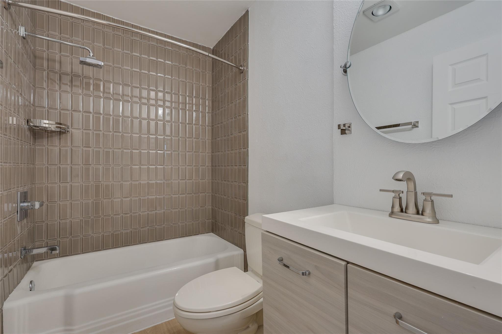 2803 Leeds Cv Property Photo 28
